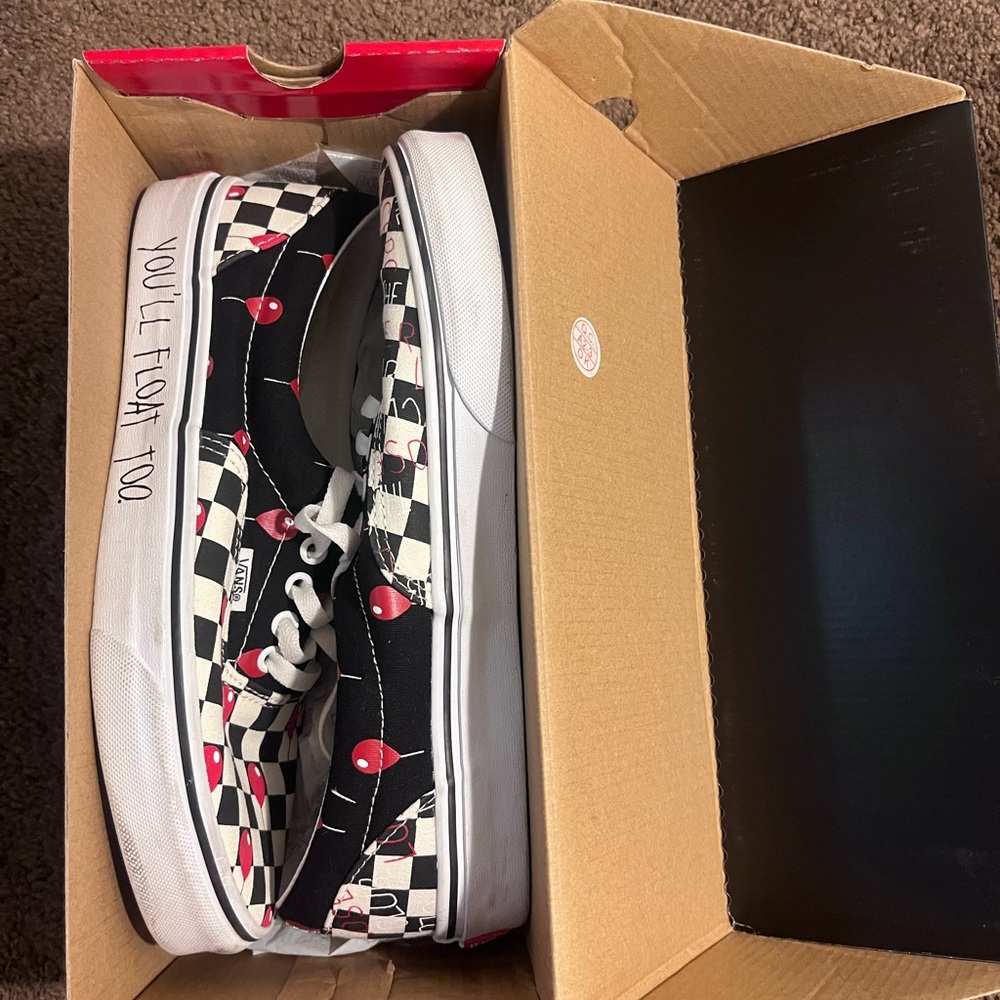 Pennywise (IT) Vans